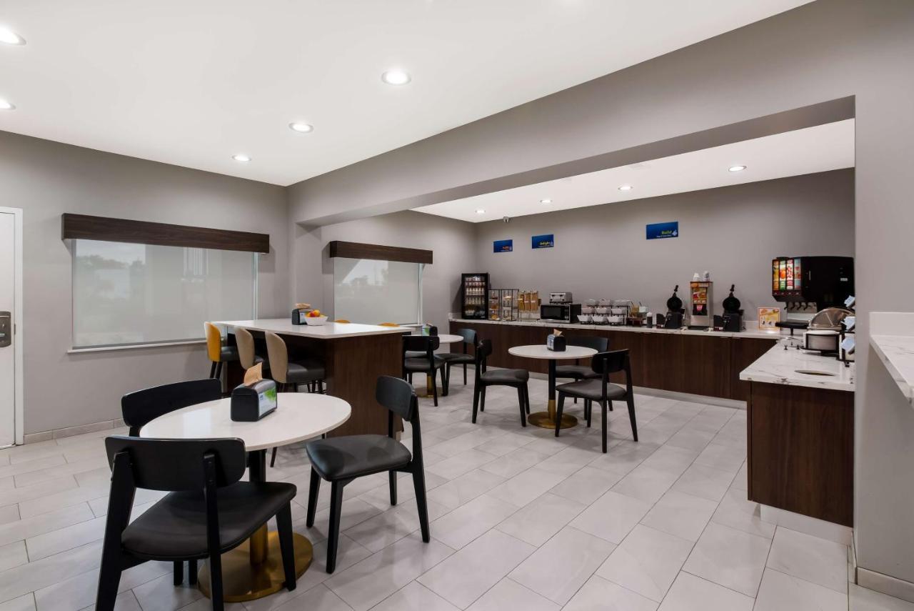 Best Western La Place Inn Zewnętrze zdjęcie