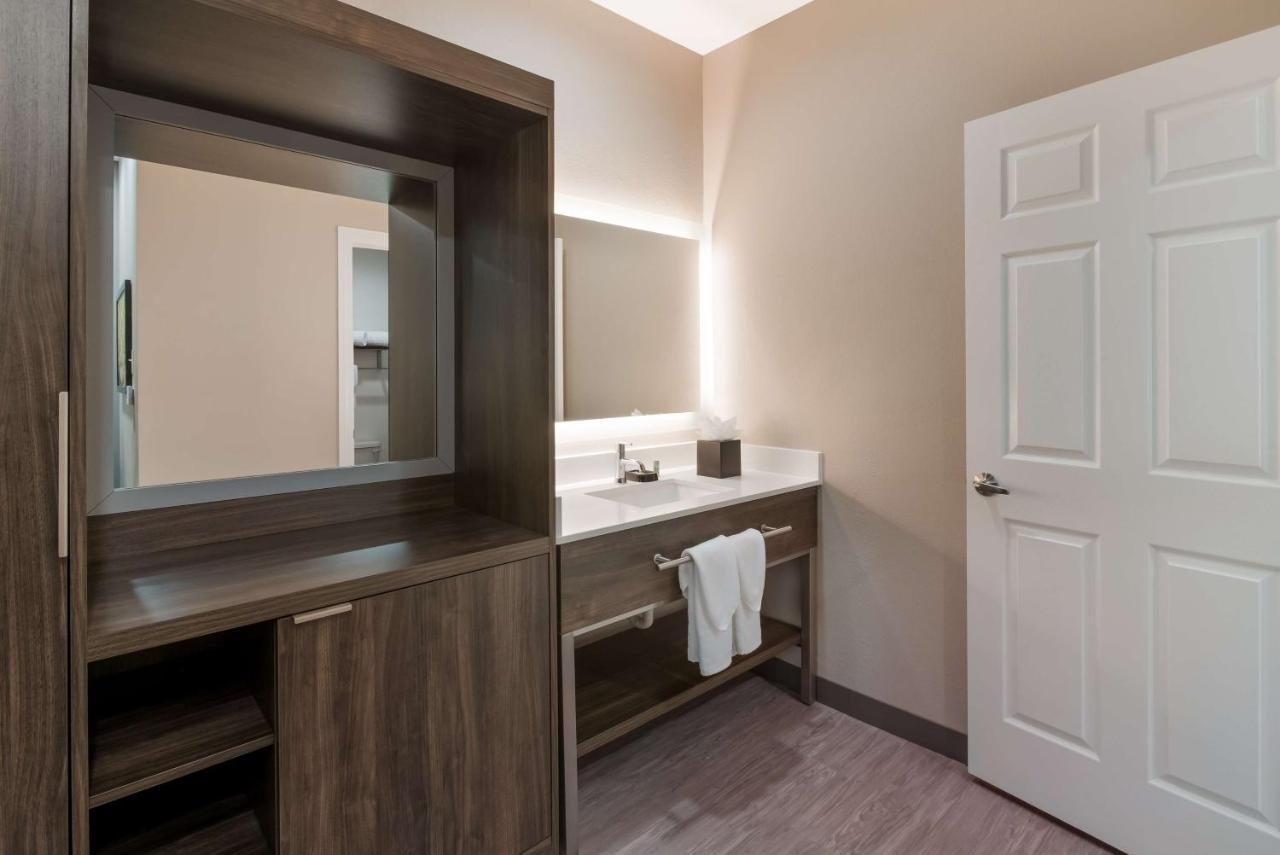 Best Western La Place Inn Zewnętrze zdjęcie
