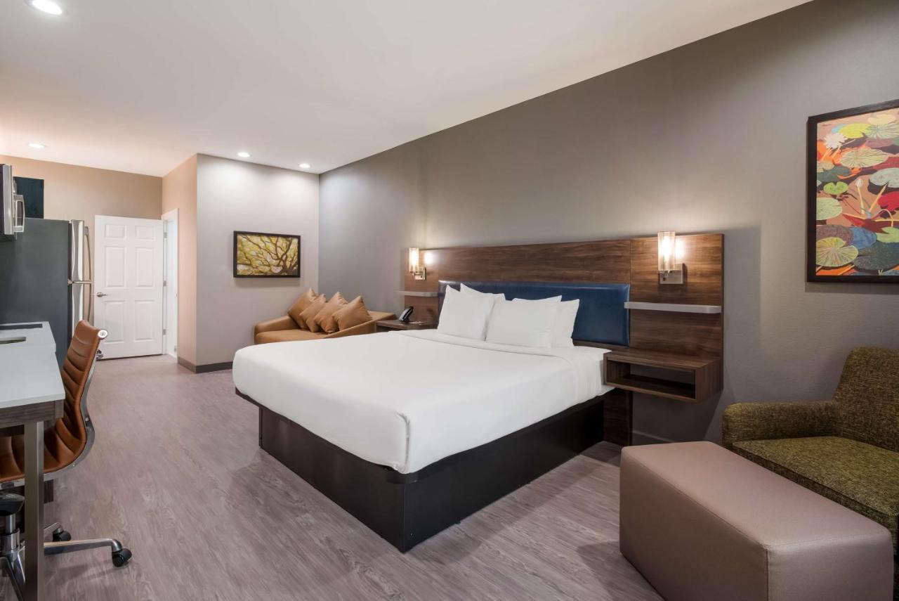 Best Western La Place Inn Zewnętrze zdjęcie