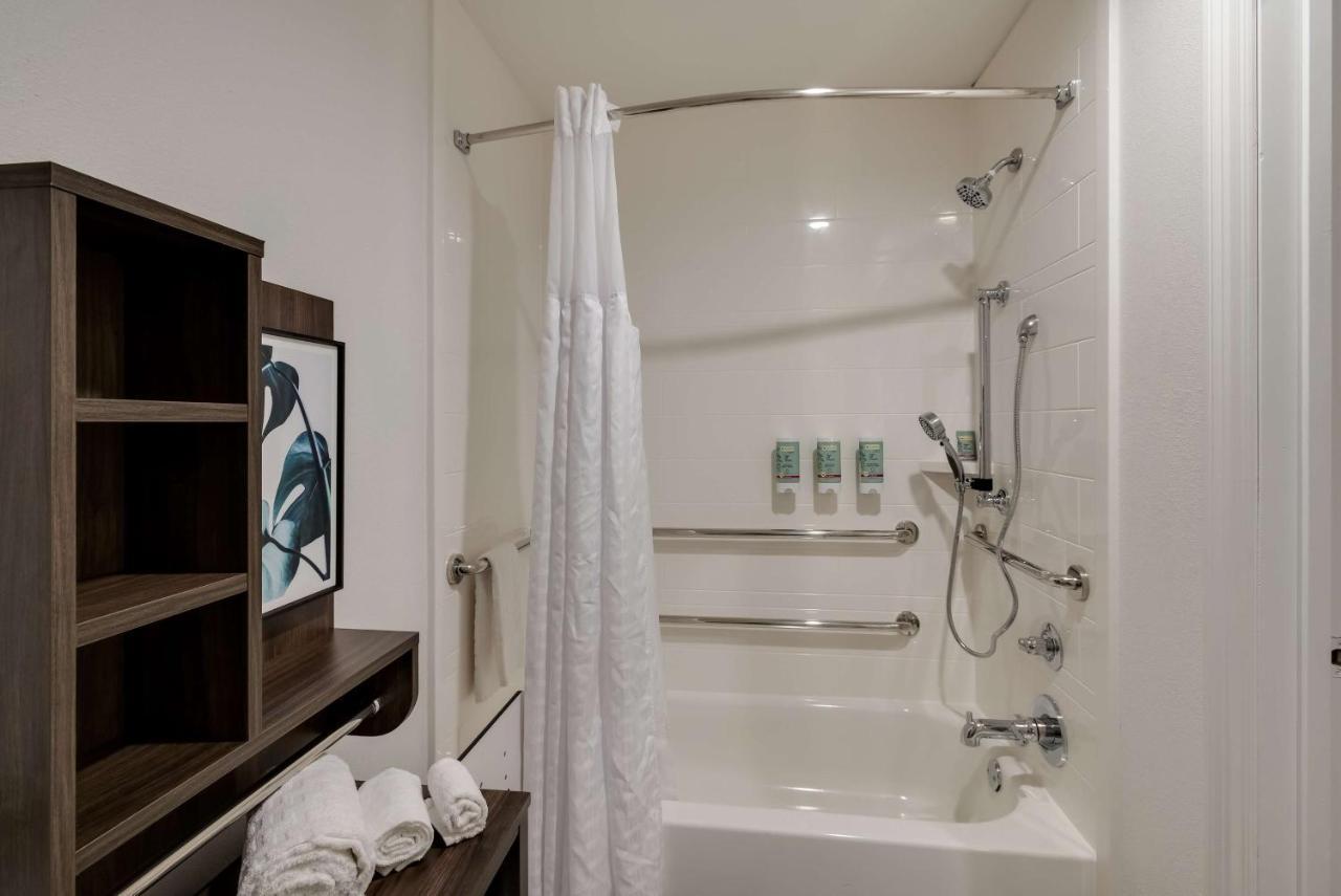 Best Western La Place Inn Zewnętrze zdjęcie
